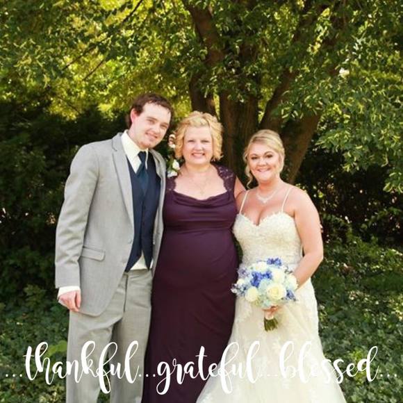 Meet your Posher, Lisa - Picture 1 of 1